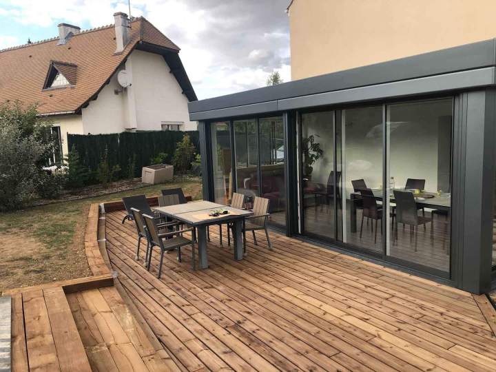 Terrasse extérieure Bazainville